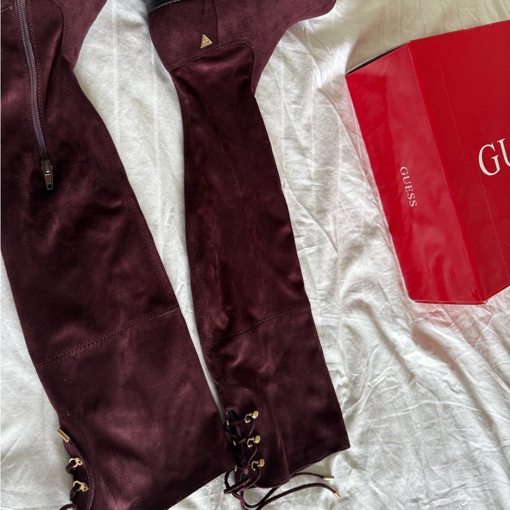 GUESS Over-the-Knee Lace-Up Boots in Burgundy- size 7M - Picture 6 of 9